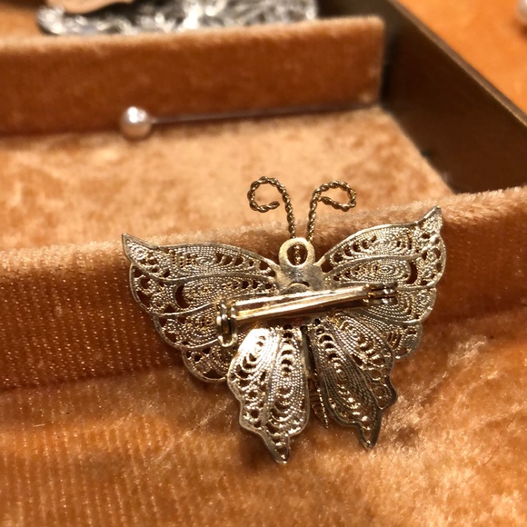 Vintage Gold Butterfly Brooch - Picture 6 of 8